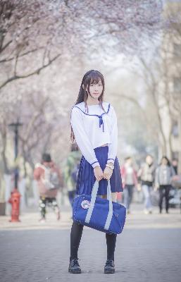 1V1 初恋邻居的甜蜜故事，你敢相信吗？